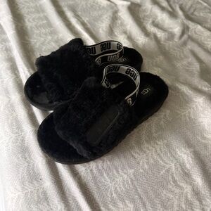 Ugg Slippers Youth Size 4